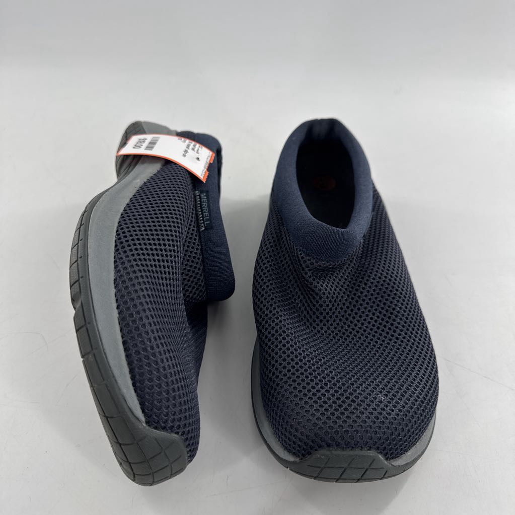 10 mesh slip-on mules