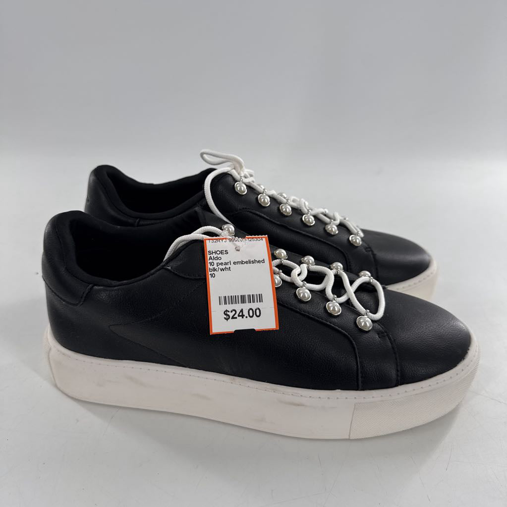 10 pearl embelished lace-up sneaker