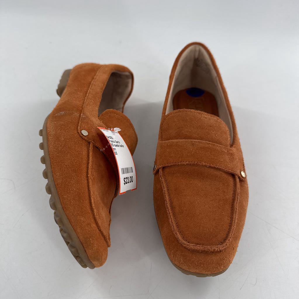 8.5 suede loafer