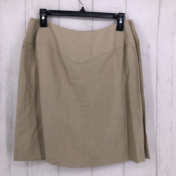 42 (8) Button side Skirt
