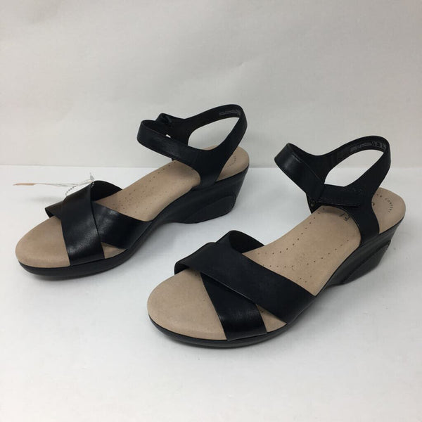 10M R82 leather cross strap sandals