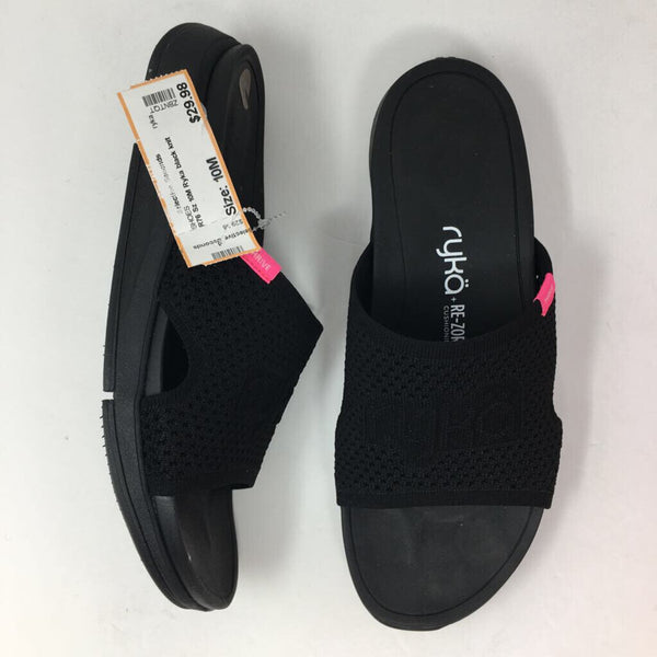 R76 Sz 10M Ryka black knit sandals