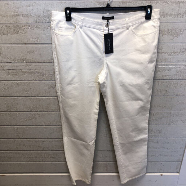 NWT 18 jeans