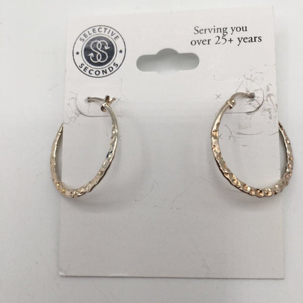 .925 Hammered Hoop Earring