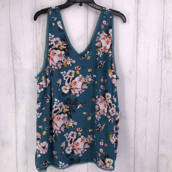 2 double v floral tank