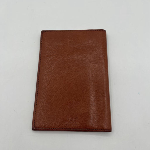 NWT bi-fold wallet