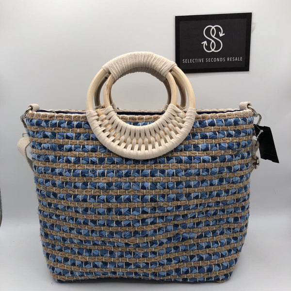 NWOT bamboo top handle woven tote