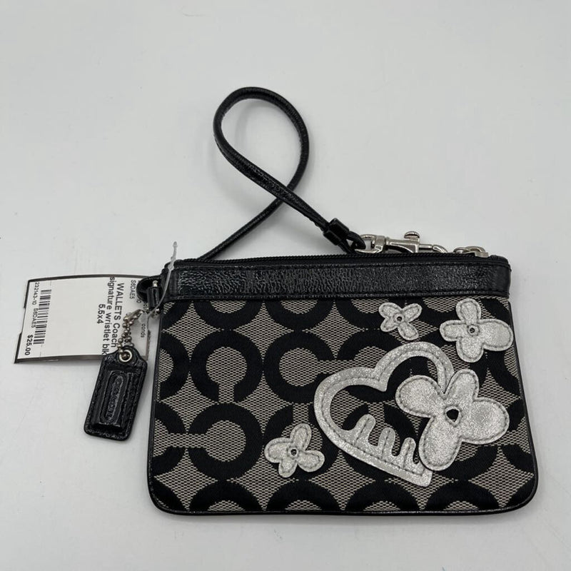 signature wristlet