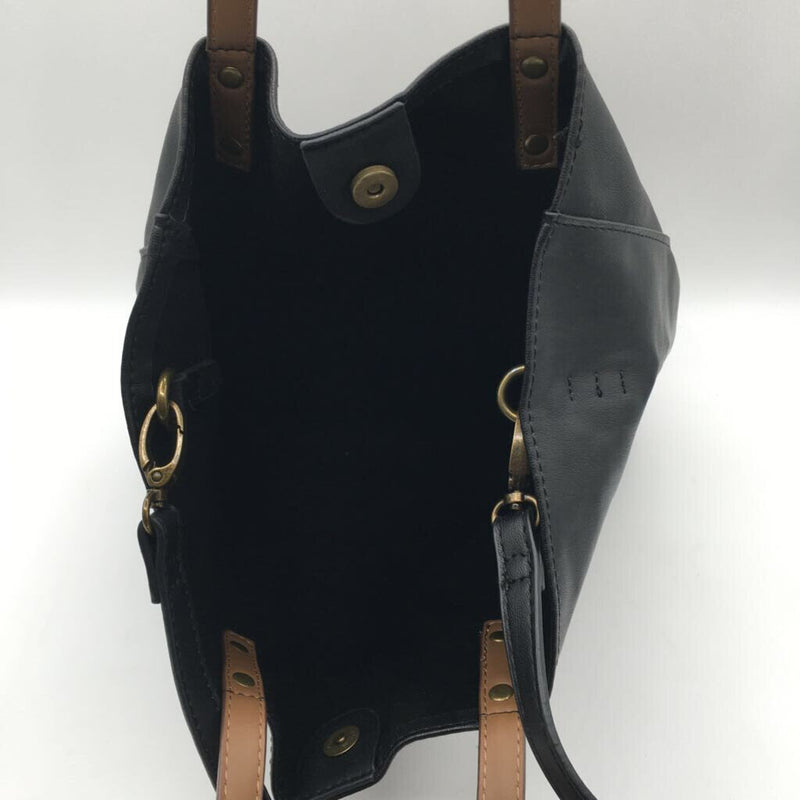 Vegan bucket crossbody