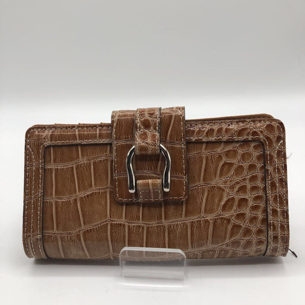 Croc embossed snap wallet