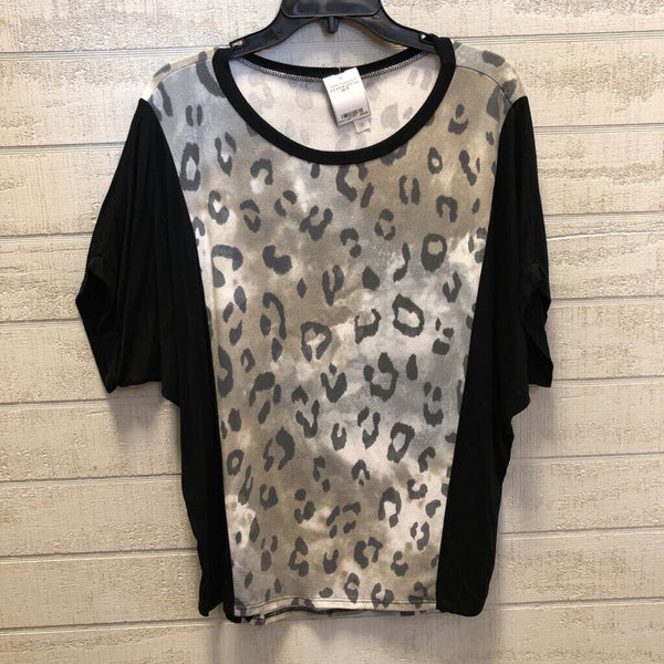 M s/s animal print top