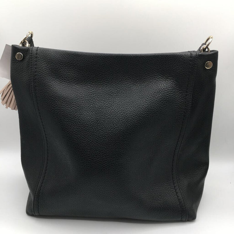 R379 tassel pebbled open top shoulder bag