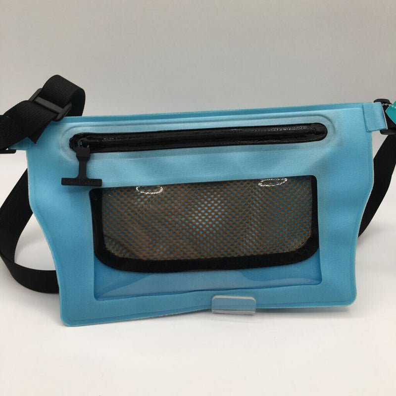 NWOT waterproof fanny pack