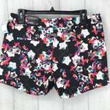 6 floral short