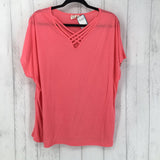 2xl s/s criss cross top