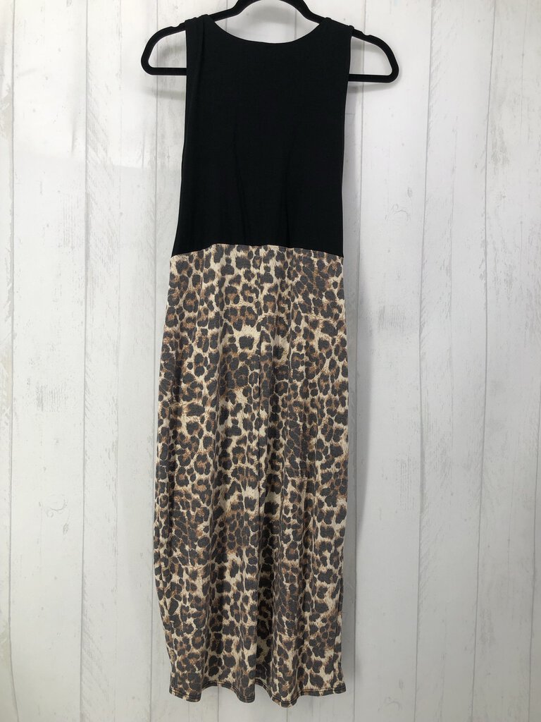 R52 1X slvls Leopard wrap dress