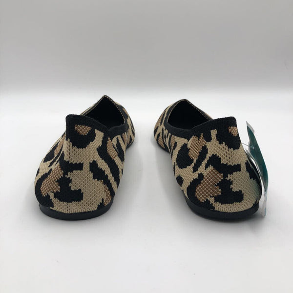 10M leopard flat