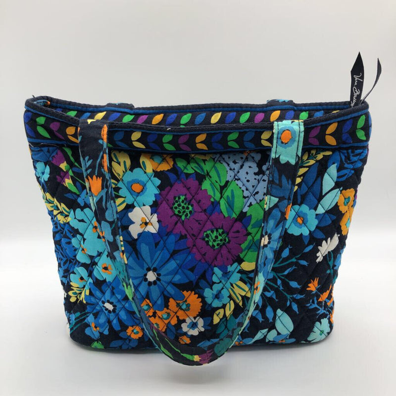 2 pc. Quilted floral shoulder bag & pouch