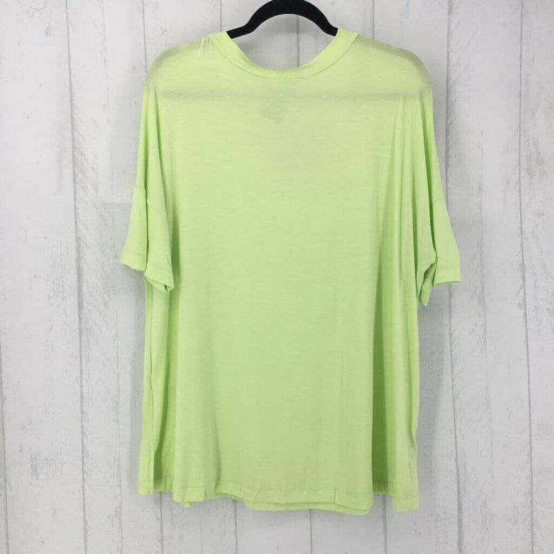 2x s/s v-neck top