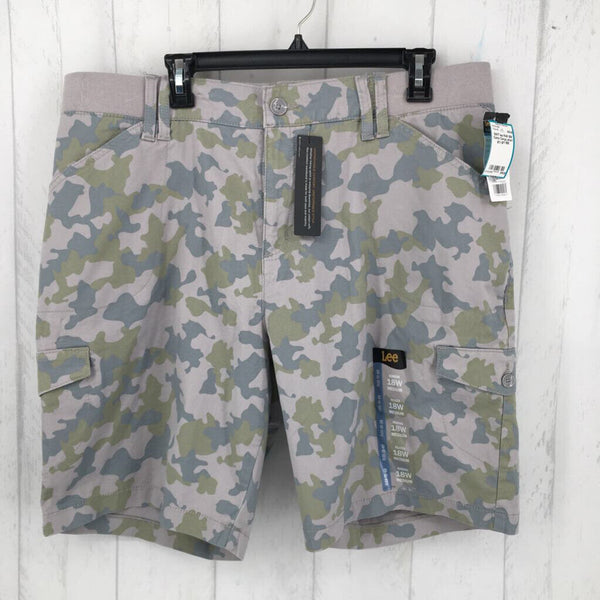 R46 18M Camo Cargo short