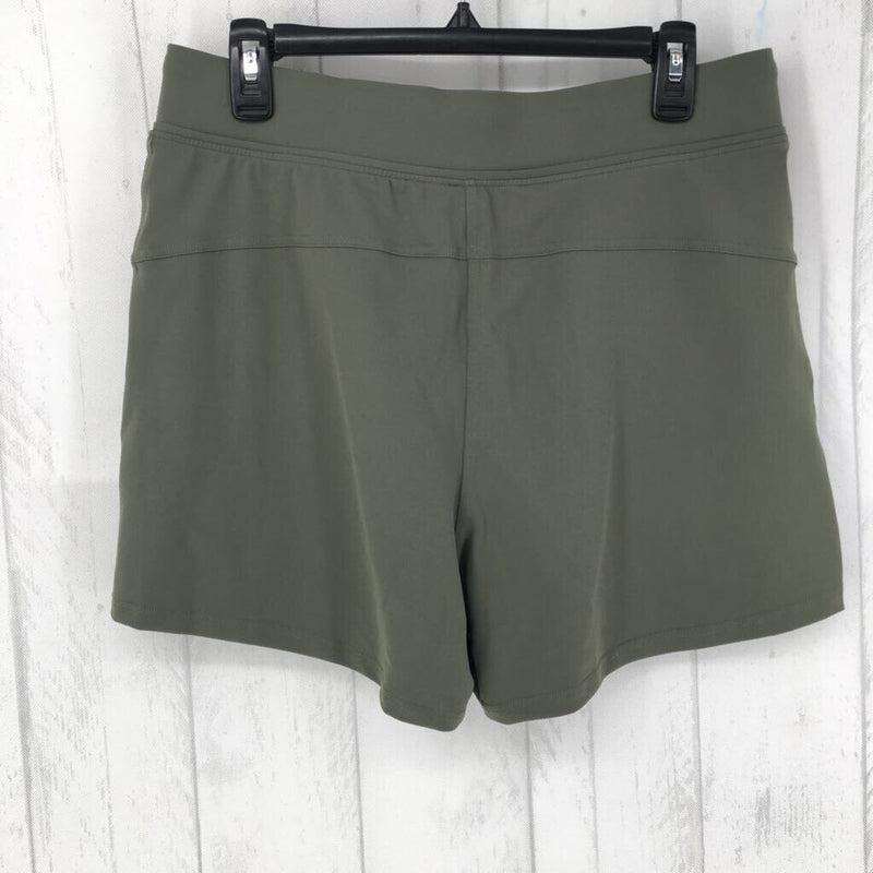 R38 12 Running shorts