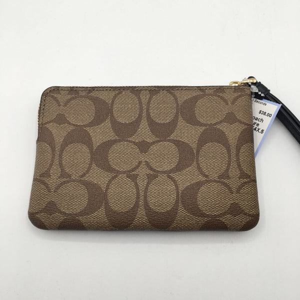 R78 Signature Wristlet