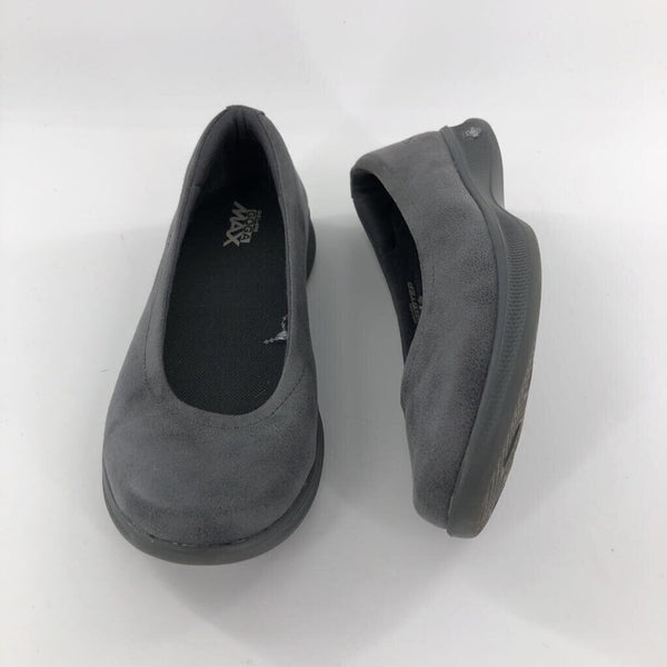 NWOB 7 slip on flats