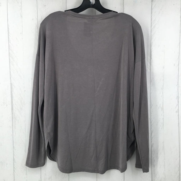 M l/s scoop neck top