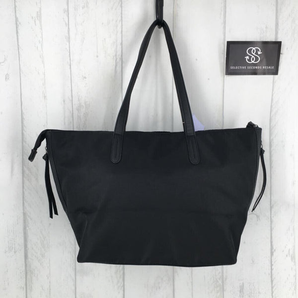 Nylon tote