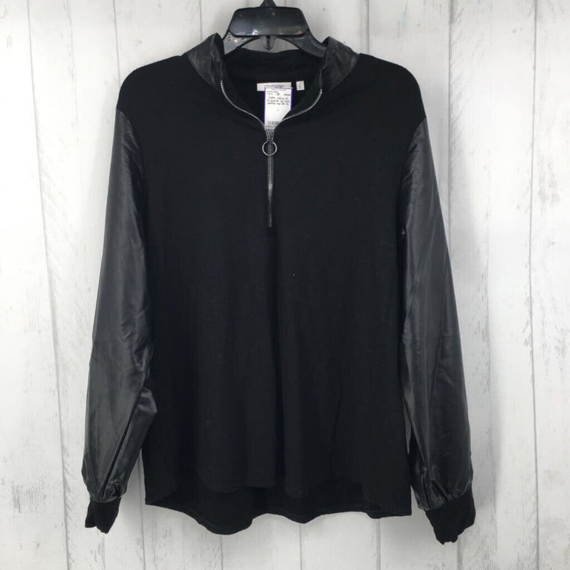 XL l/s quarter zip faux leather top