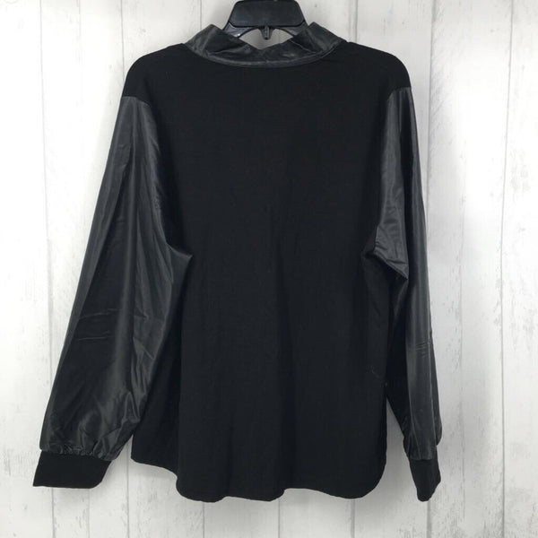 XL l/s quarter zip faux leather top