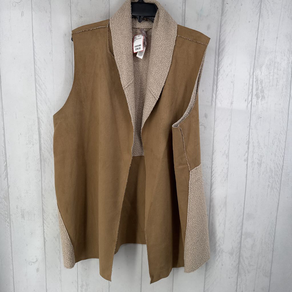 XL sherpa/suede reversible vest