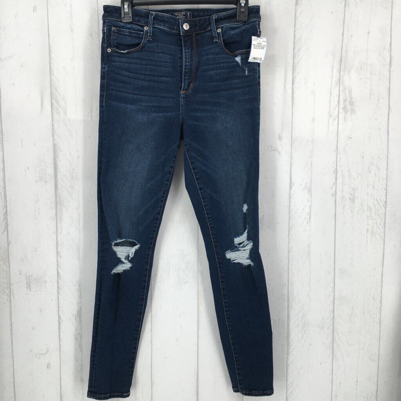 29 (8) Distressed skinny