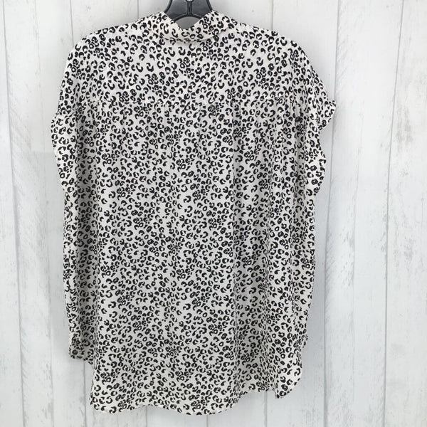 L s/s animal print button shirt