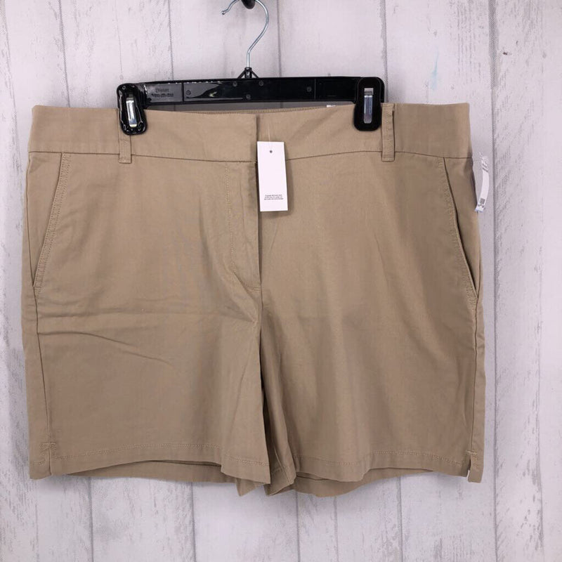 R40 16 twill shorts