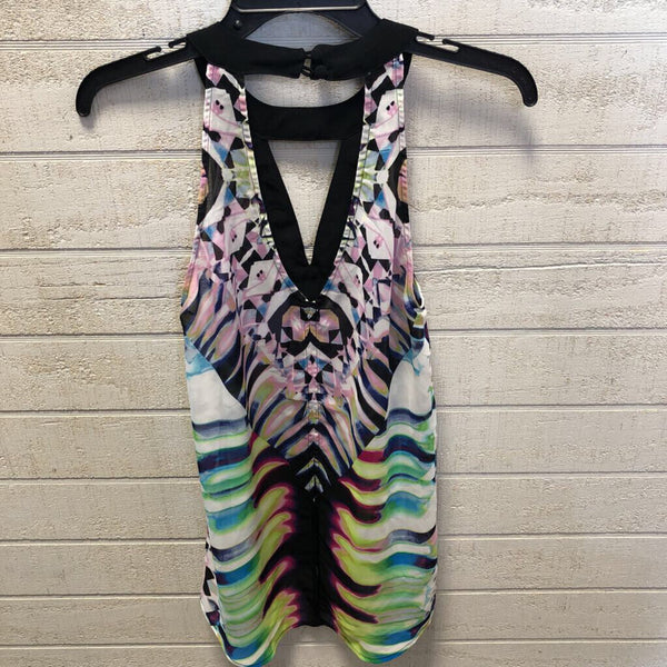 XS print hi-low tank