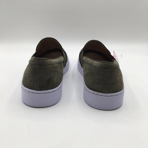 10 slip on sneakers