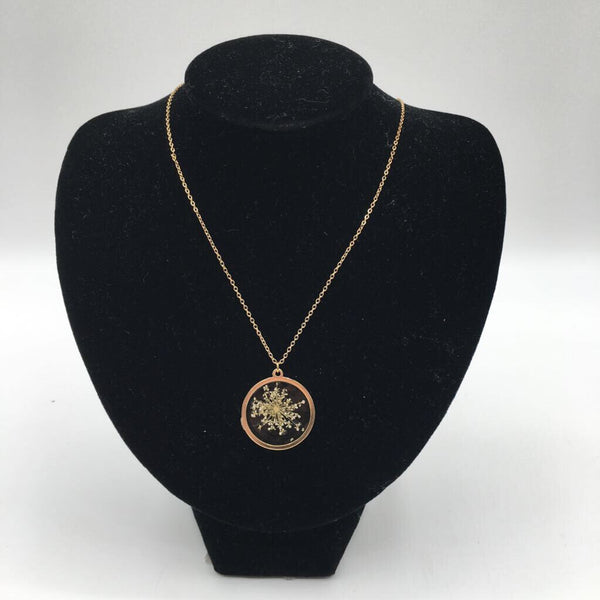 15" goldtone pressed flower necklace