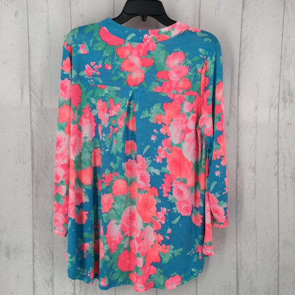 NWT L tab slv floral v neck top