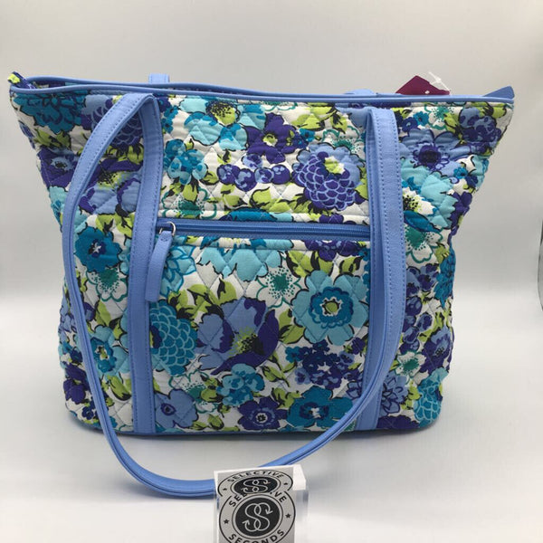 Quilted floral print double strap shoulder bag