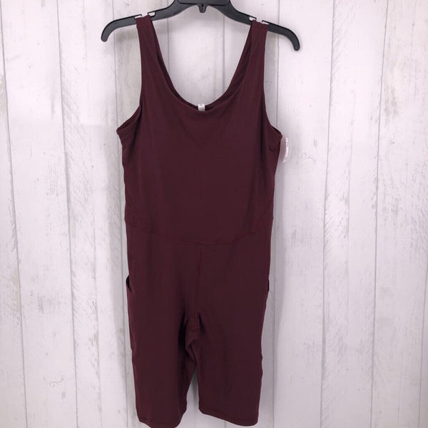 R38 XL athleisure romper