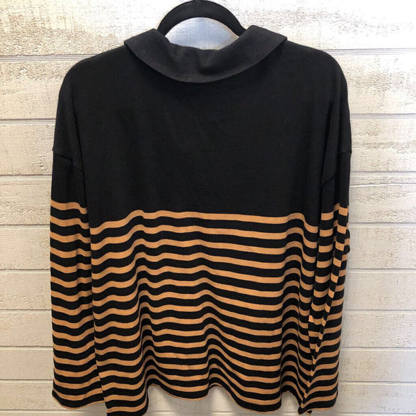 R69 18/20 Striped v-neck sweater