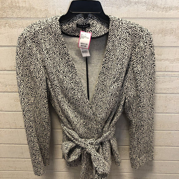 16 Belted cardigan l/s