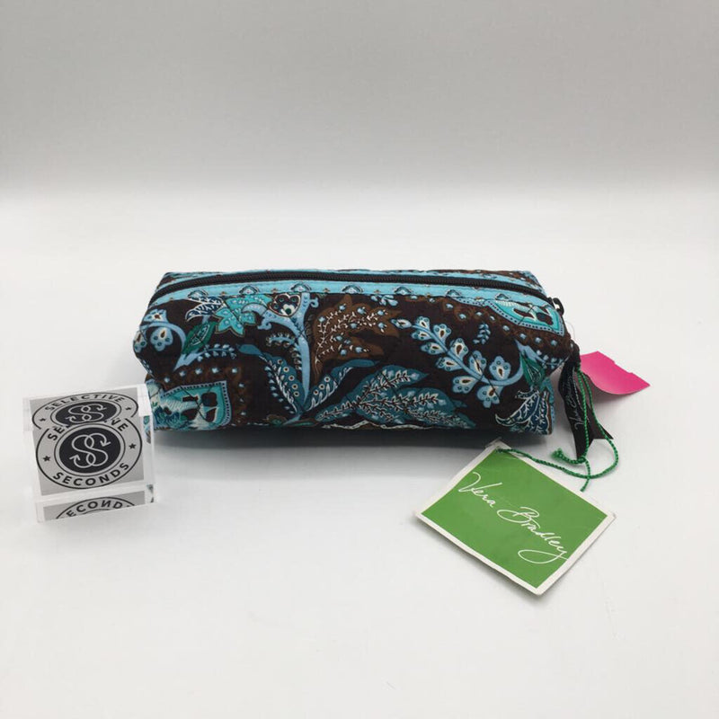 NWT paisley travel pouch