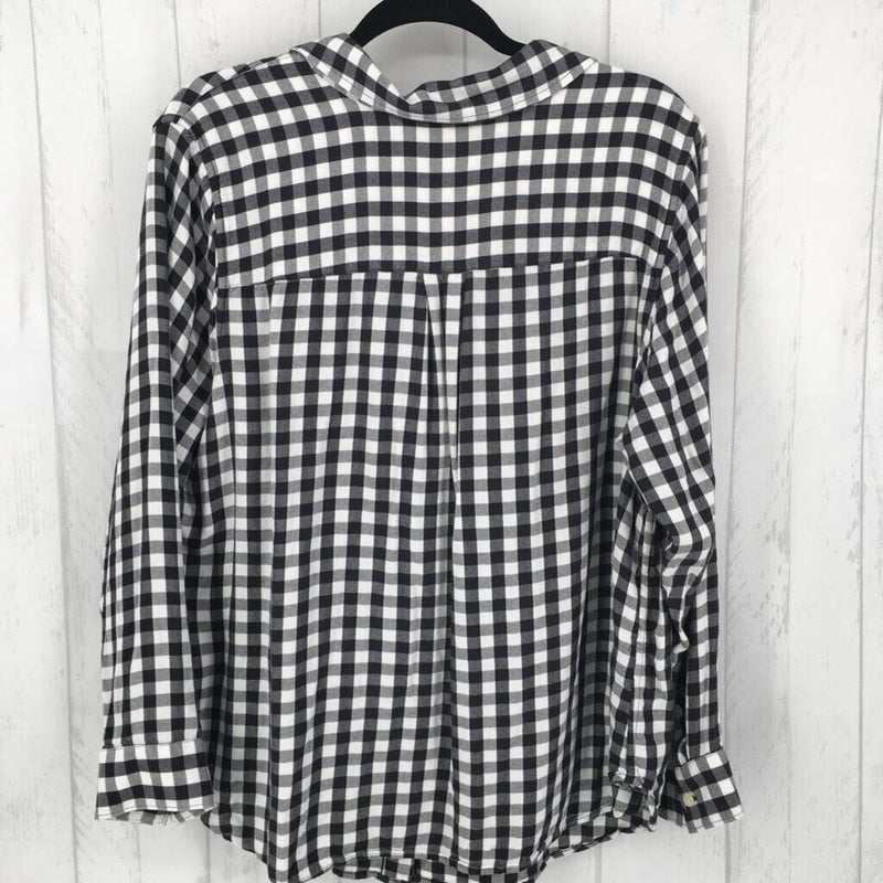 2x l/s plaid button down