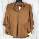 R119 L snap closure poncho/top