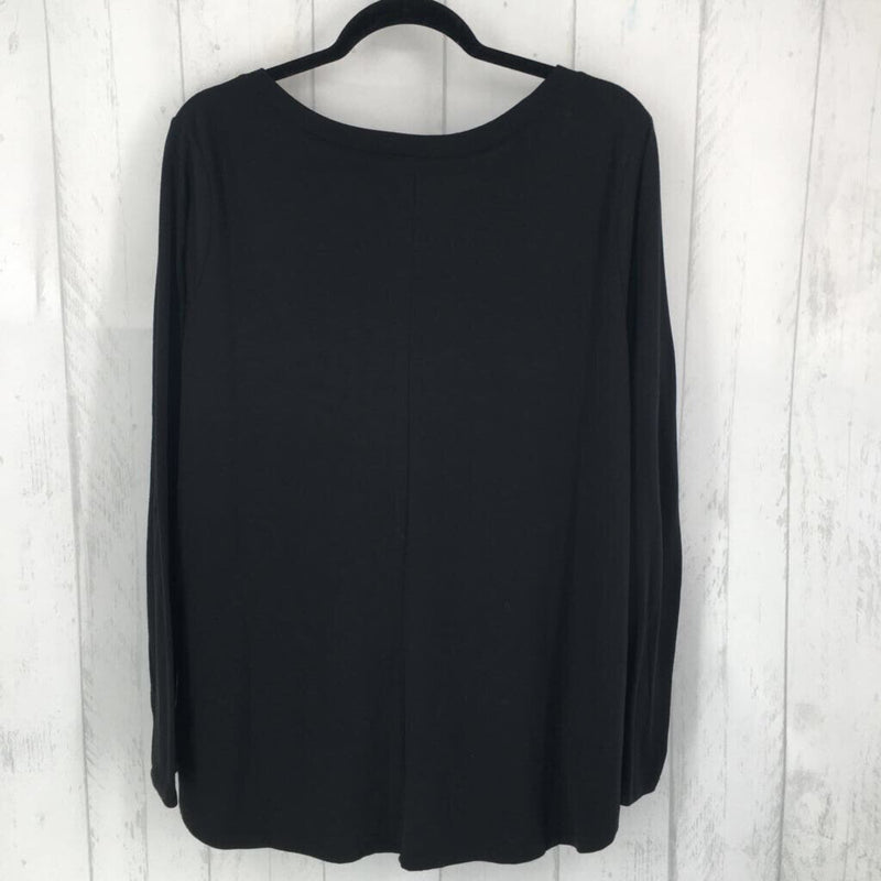 2X l/s v-neck tee