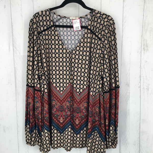 3X Printed V-neck l/s