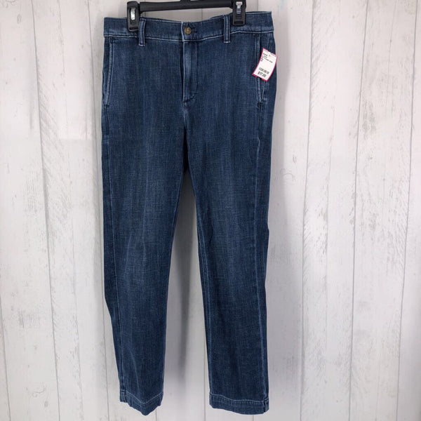 26 Trouser style jean