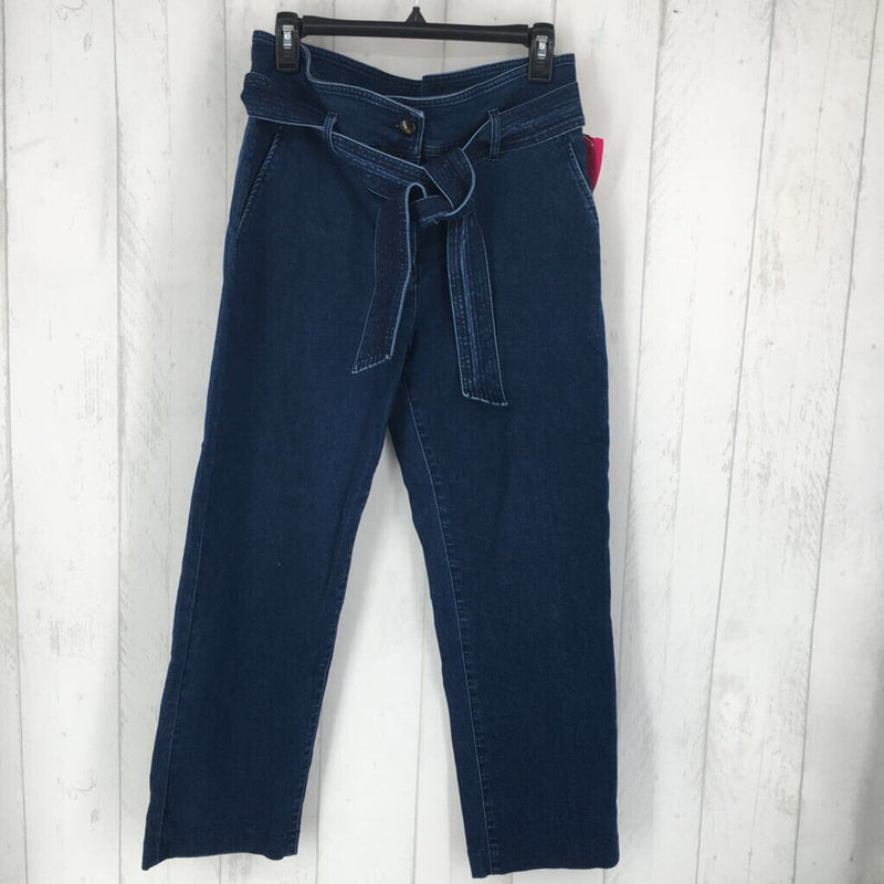 36 Belted jeans